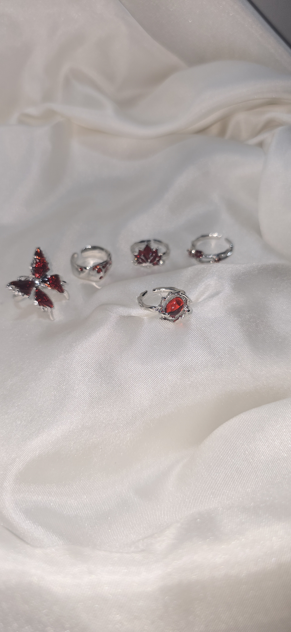 5 Pcs Scarlet Nocturne Set