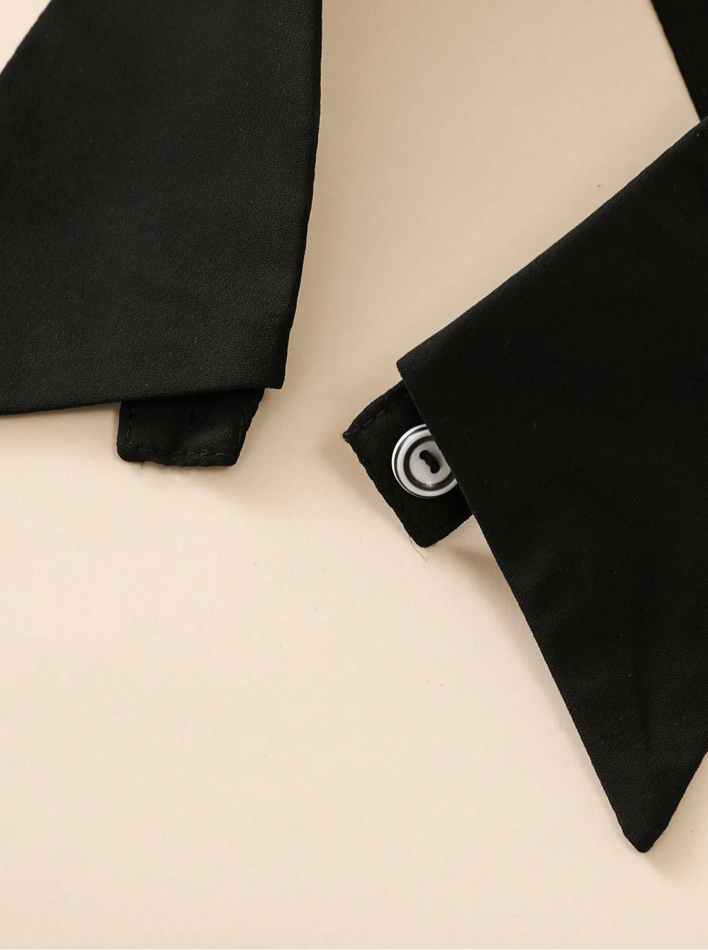 Classic Cut Collar Elitaire