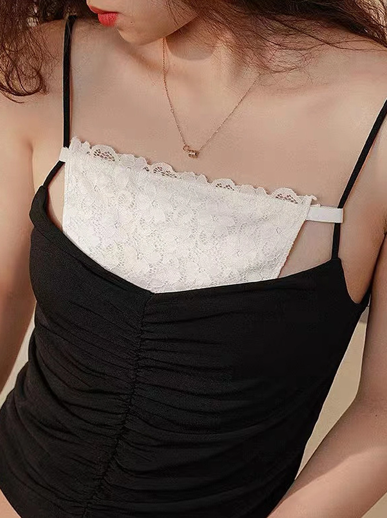 Lace Clip-On Mock Collar Elitaire