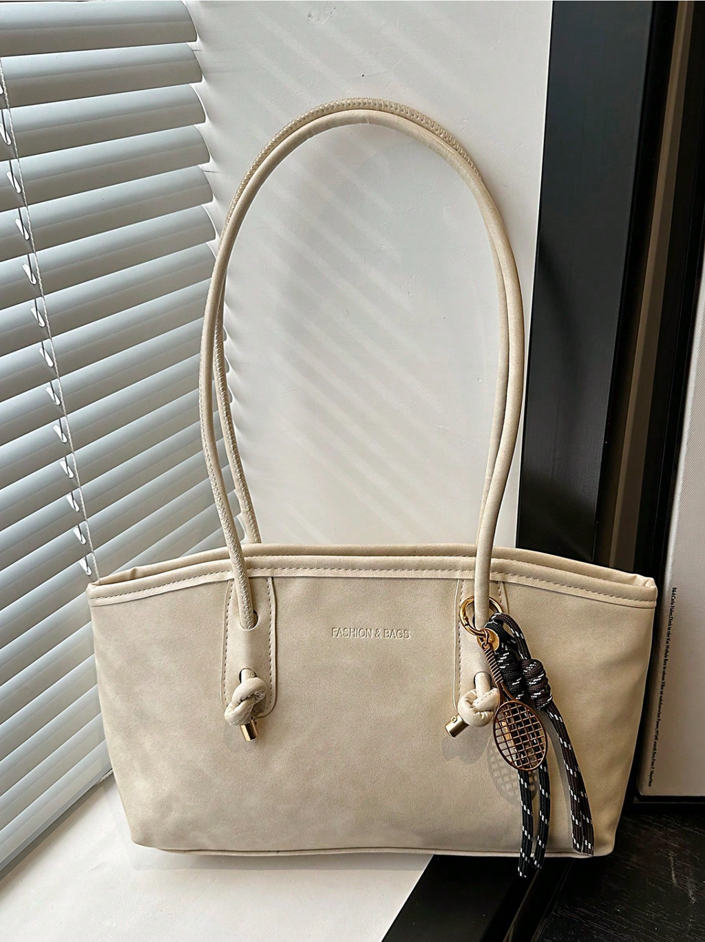 The Knot Satchel Elitaire