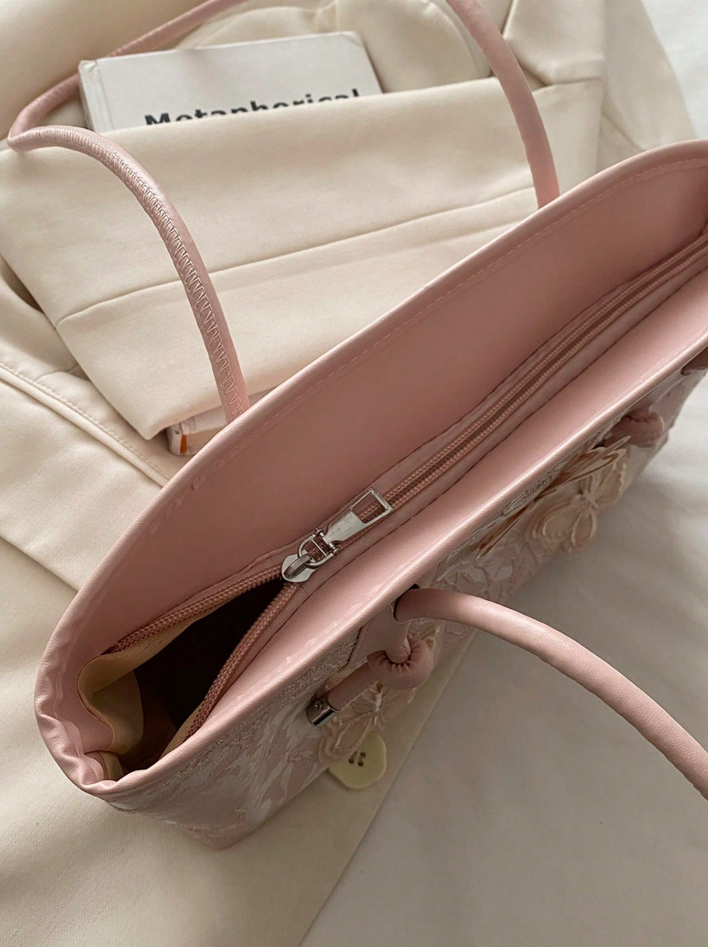 The Knot Satchel Elitaire