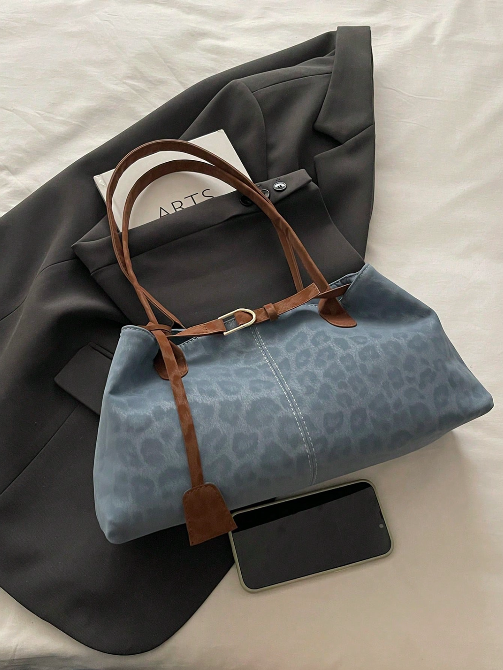 The Retro Leopard Tote Elitaire