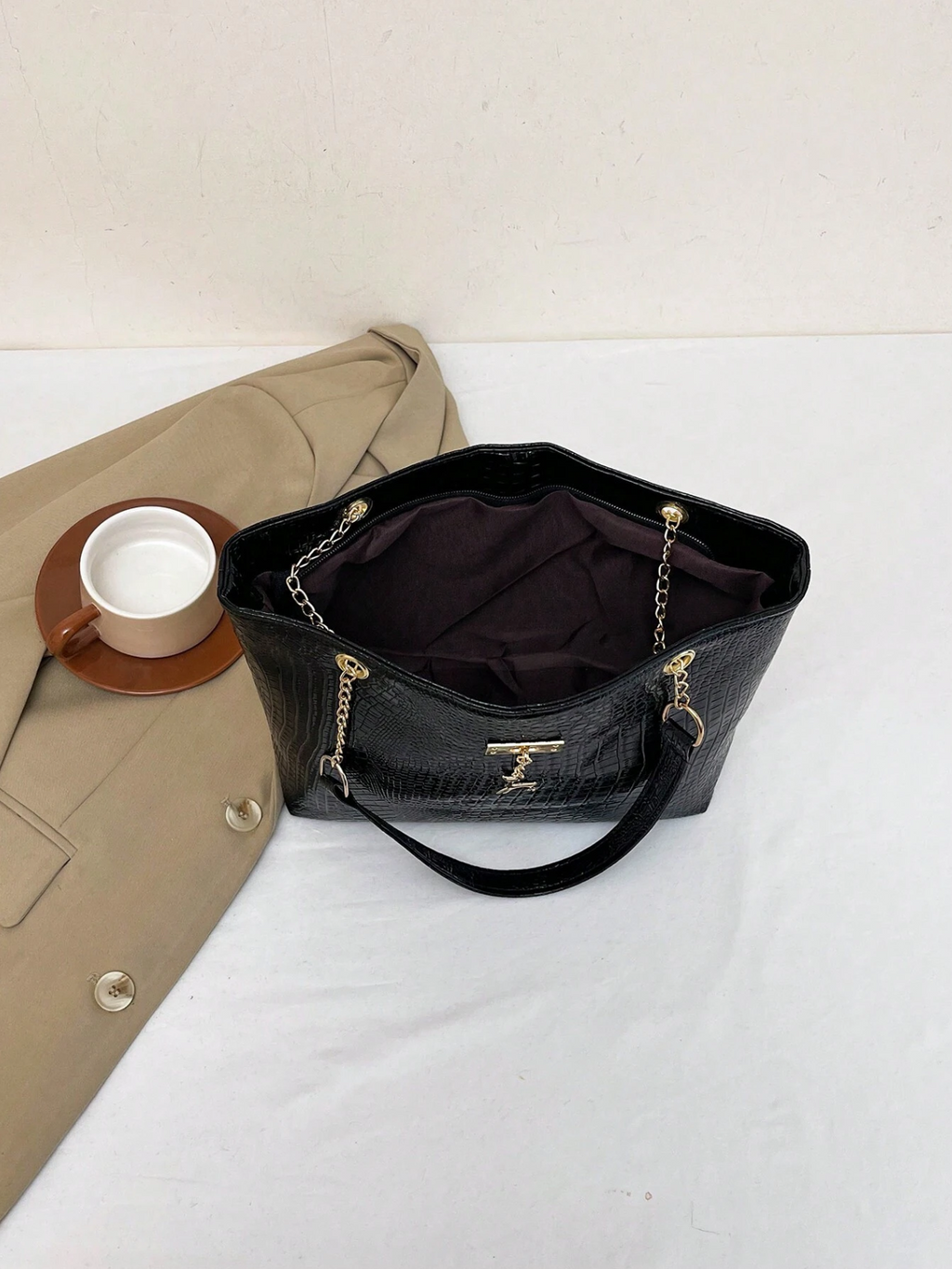 Deer Charm Tote Elitaire