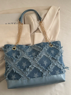 Deer Charm Tote Elitaire
