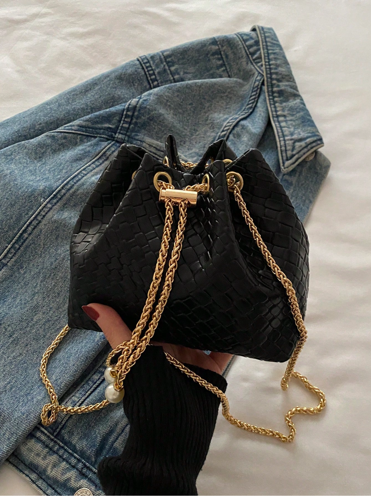 Drawstring Bucket Bag Elitaire