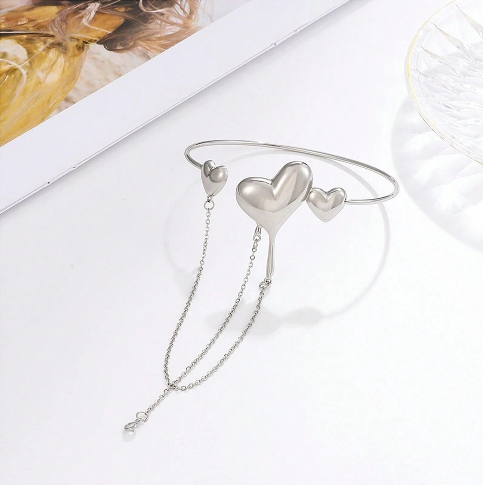 Melting Love Armlet Elitaire