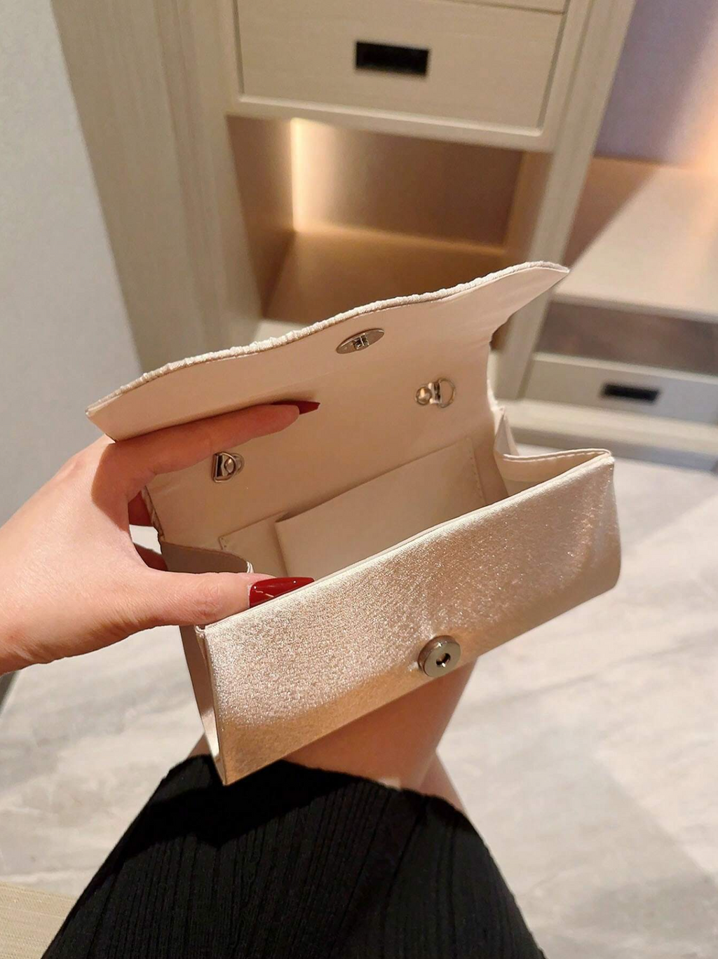 Stellar Satin Clutch Elitaire
