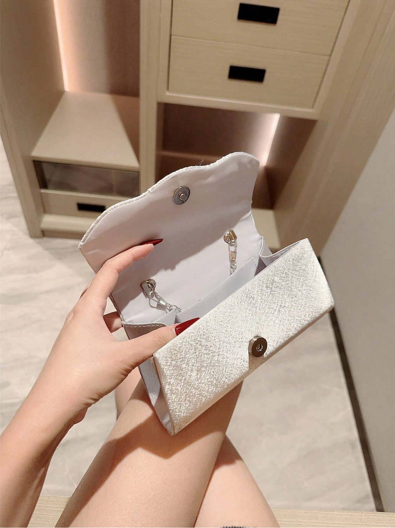 Stellar Satin Clutch Elitaire