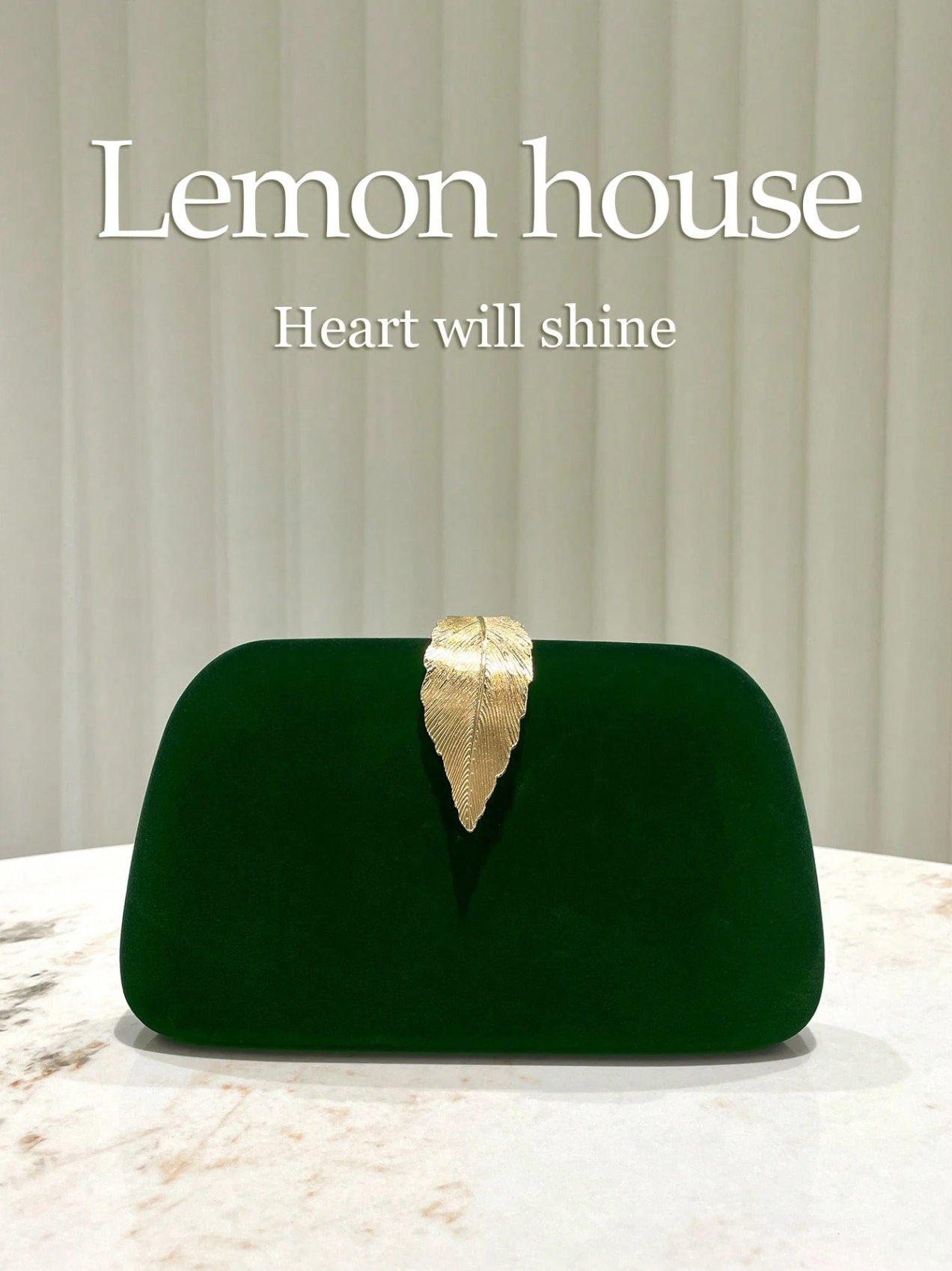Leaf Velvet Clutch Elitaire