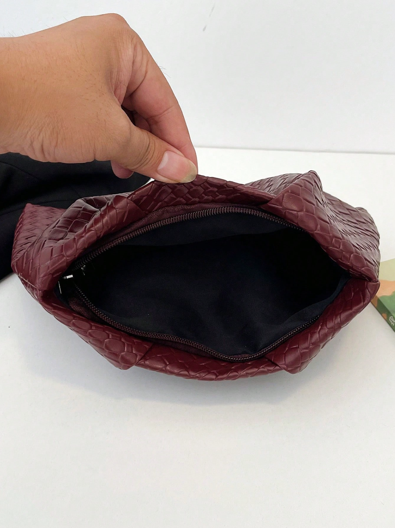 Textured Pleated Clutch Elitaire