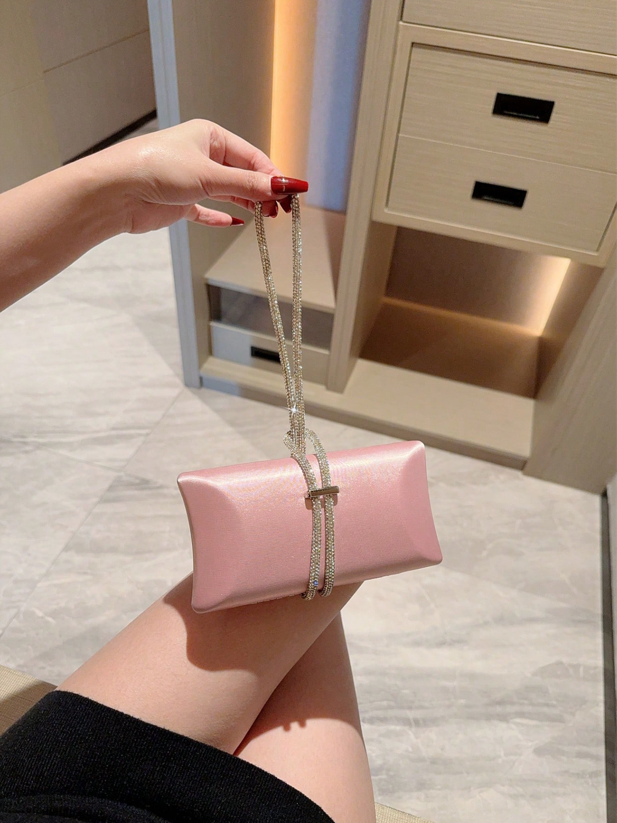 The Satin Spark Clutch Elitaire