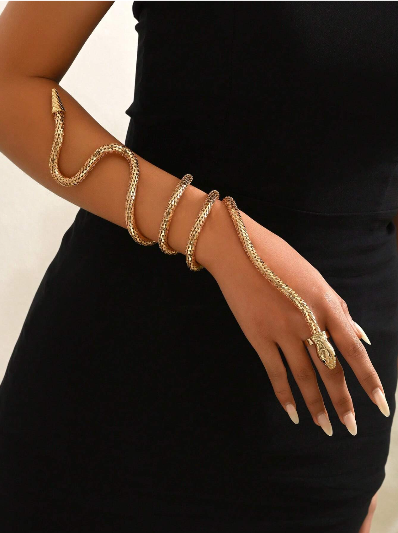 Serpentine Wrap-Around Elitaire