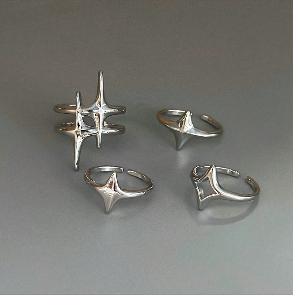 4 Pcs Cyber-Star Ring Set Elitaire