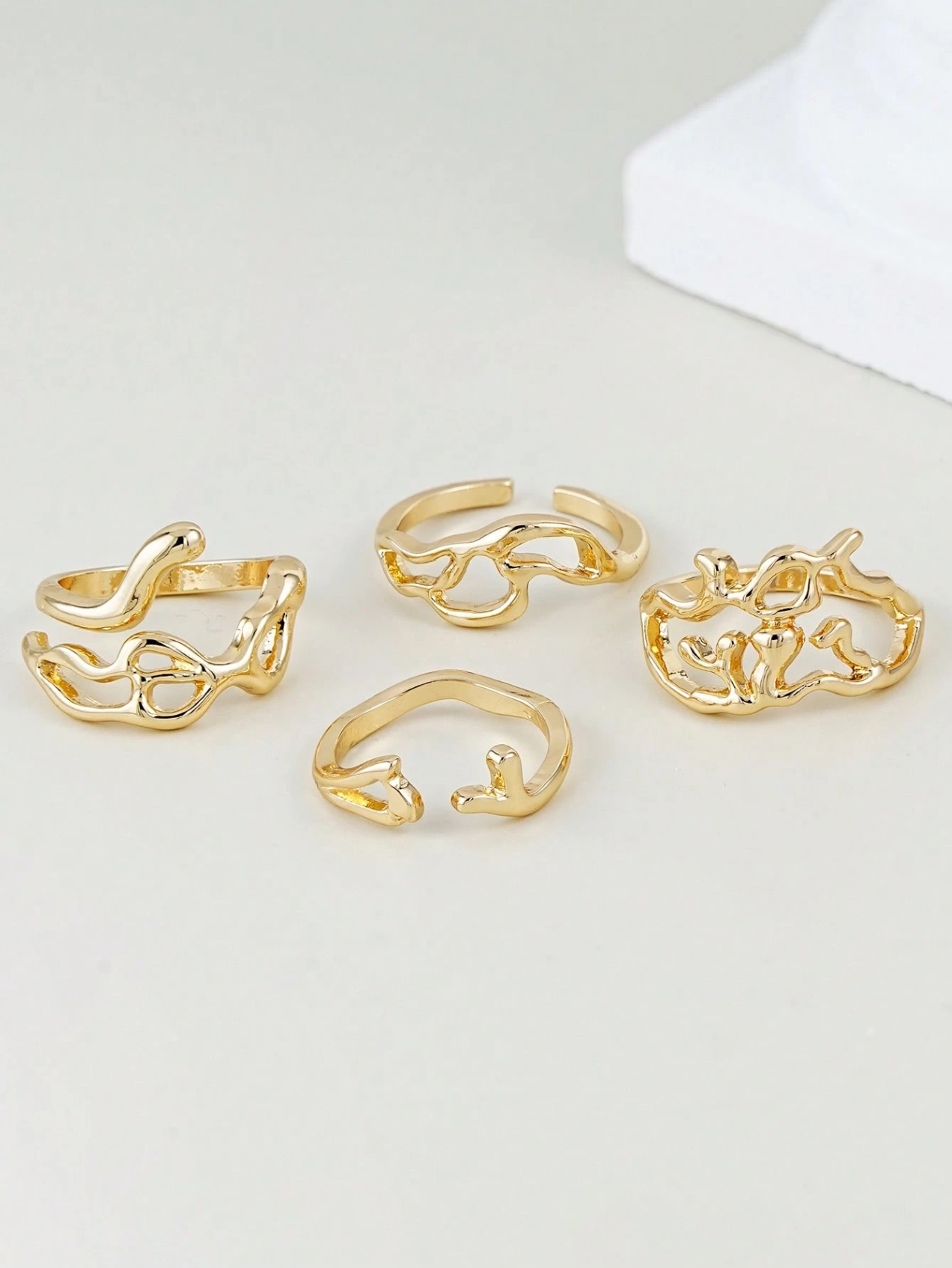 4 Pcs Drip Rings Set Elitaire