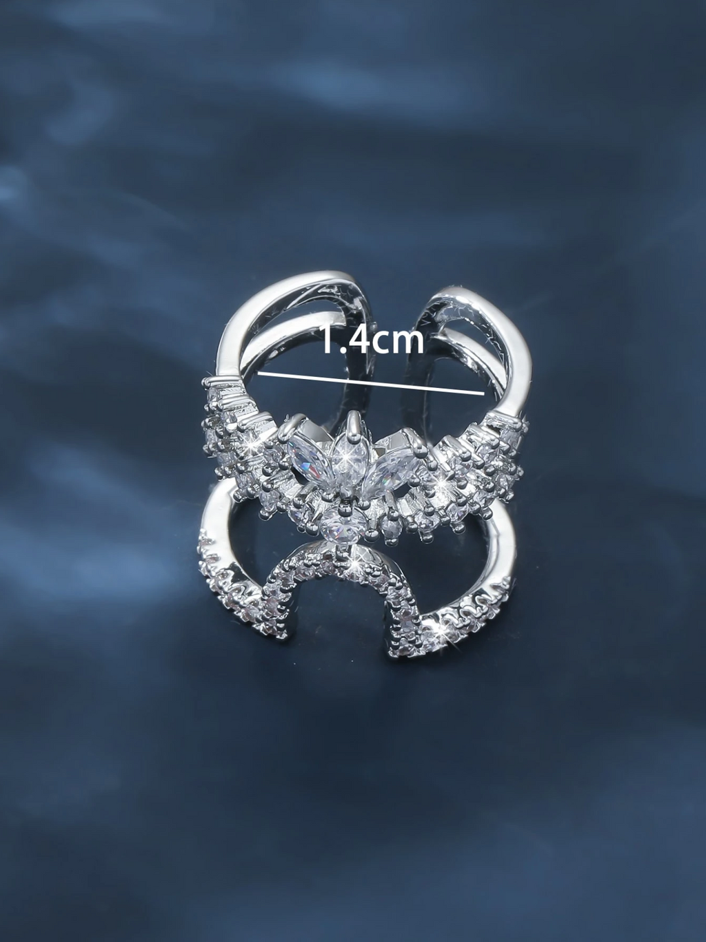 Bloom Nail Ring Elitaire