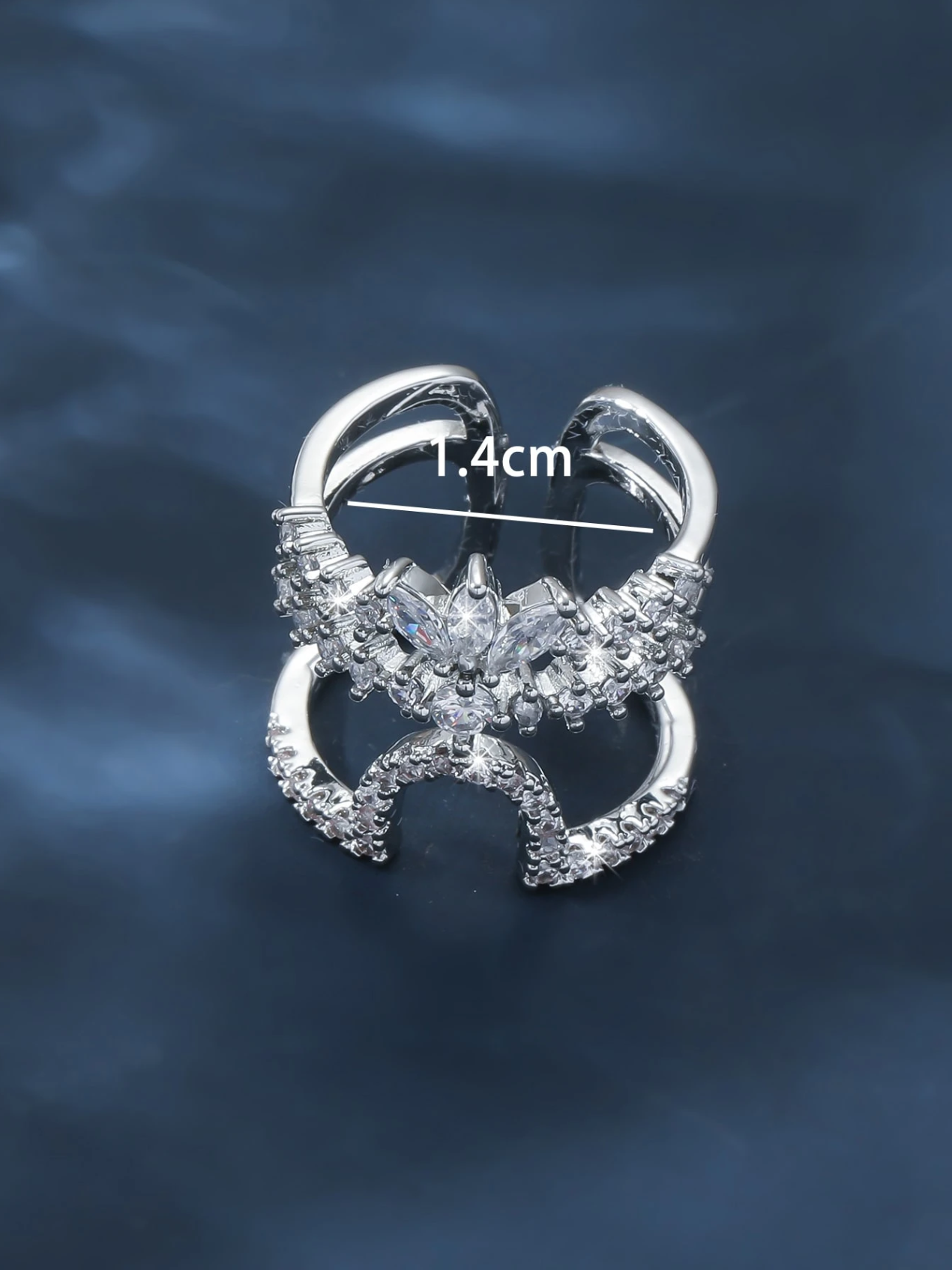 Bloom Nail Ring Elitaire