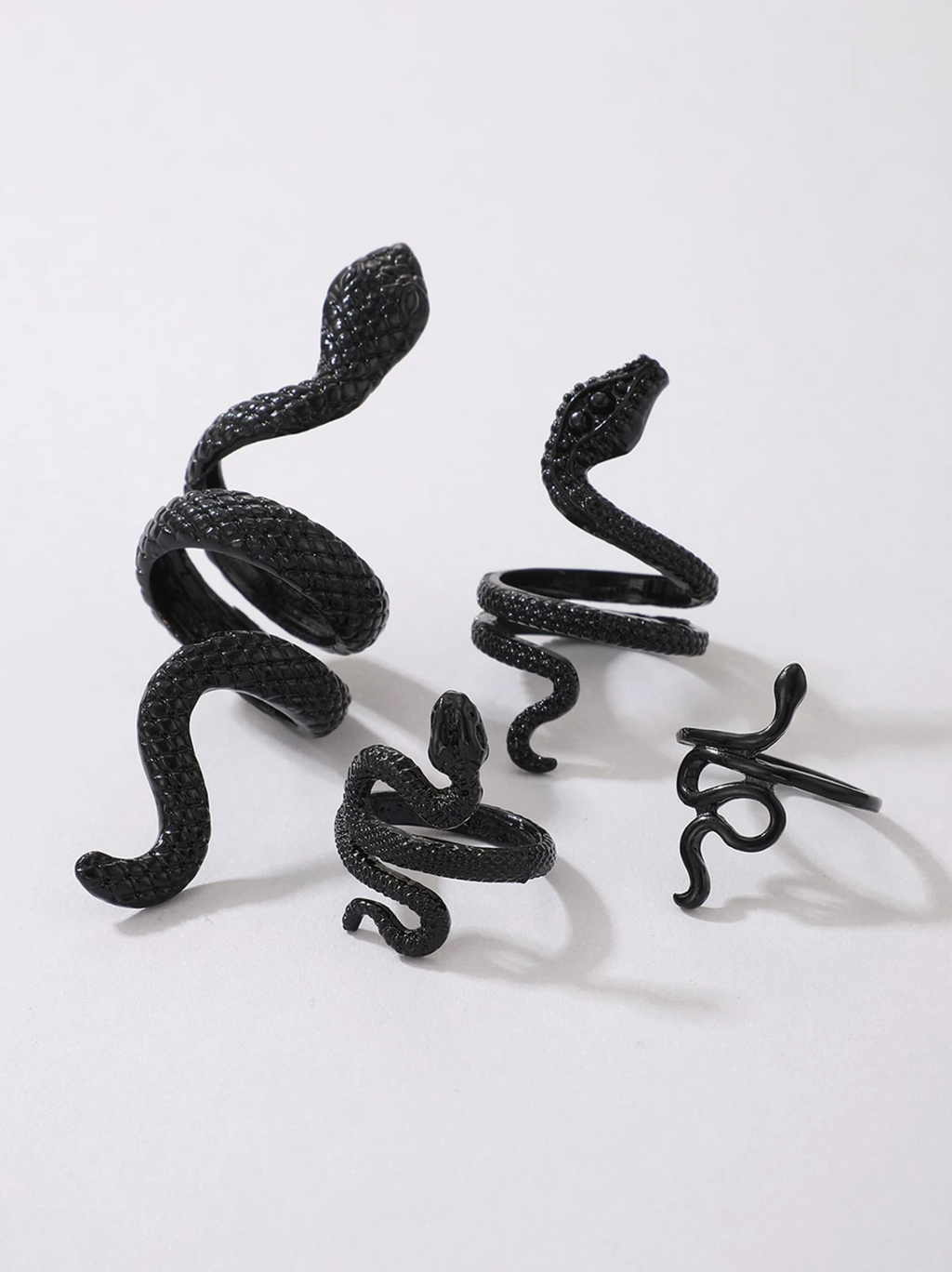 4 Pcs Medusa Ring Set Elitaire
