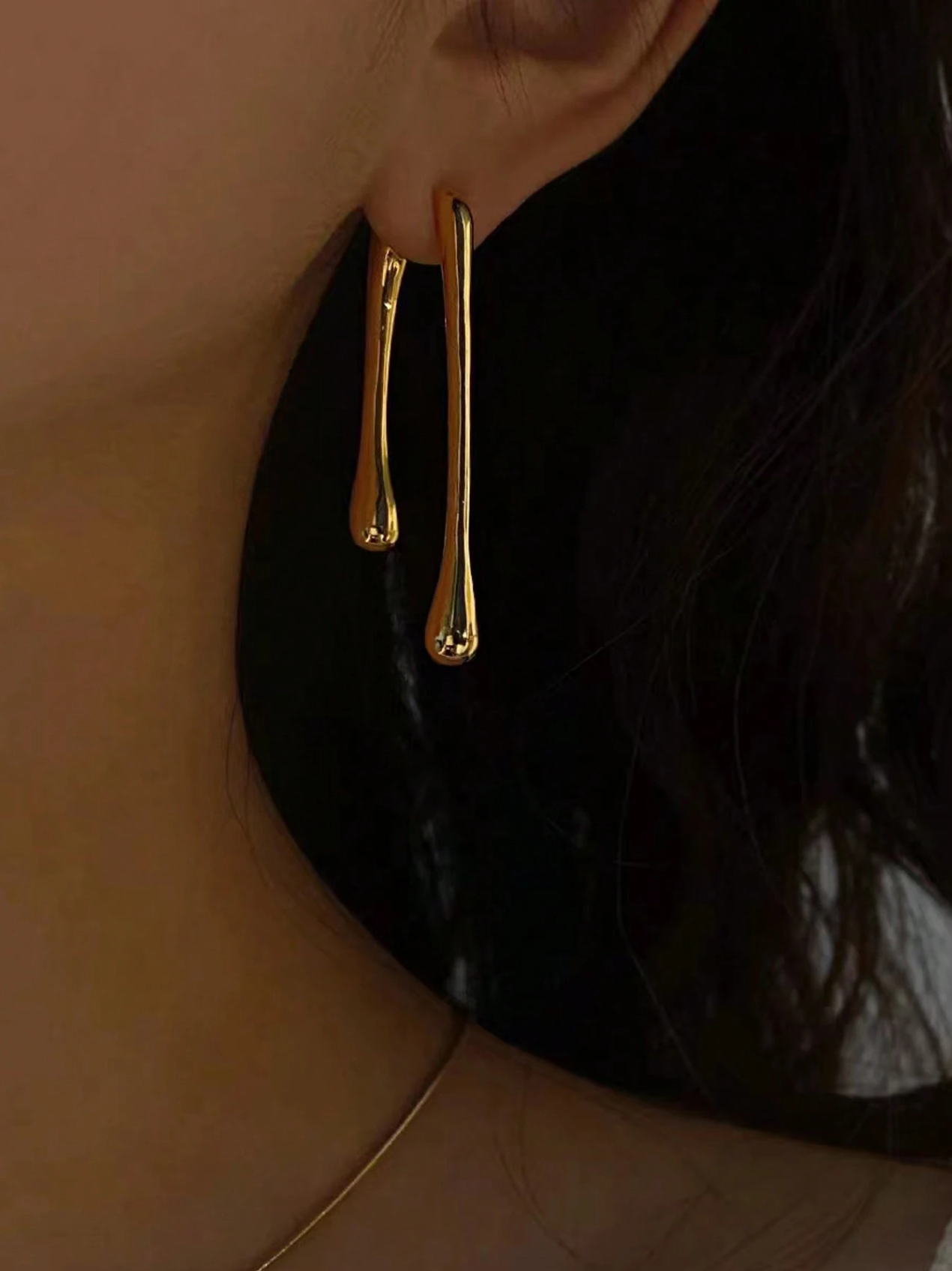 1 Pair Molten Drop Earings Elitaire