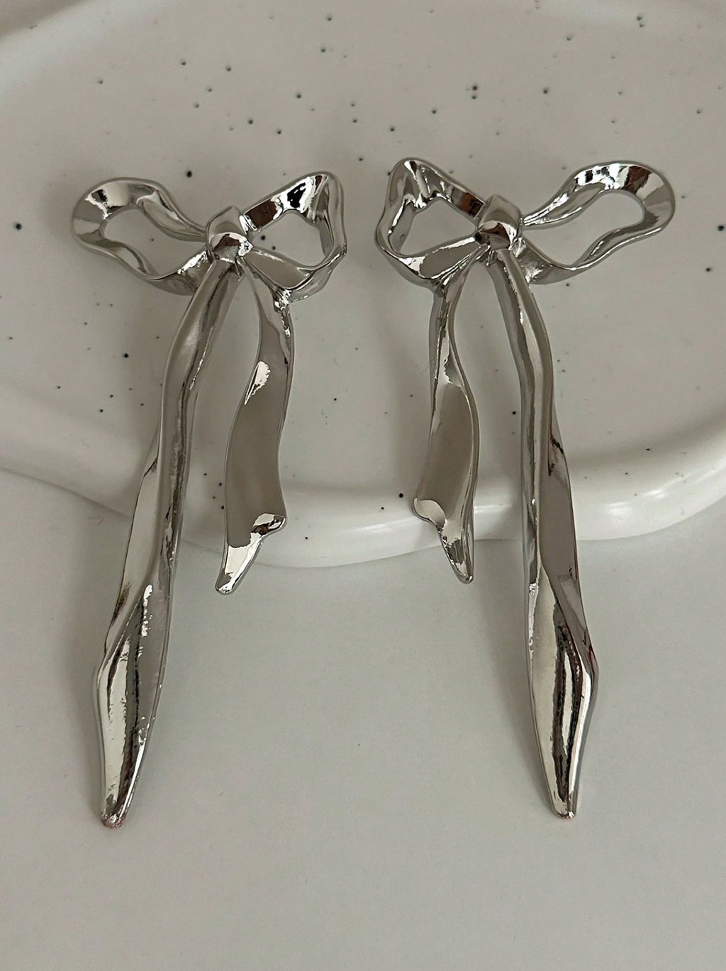 1 Pair Bow Earings