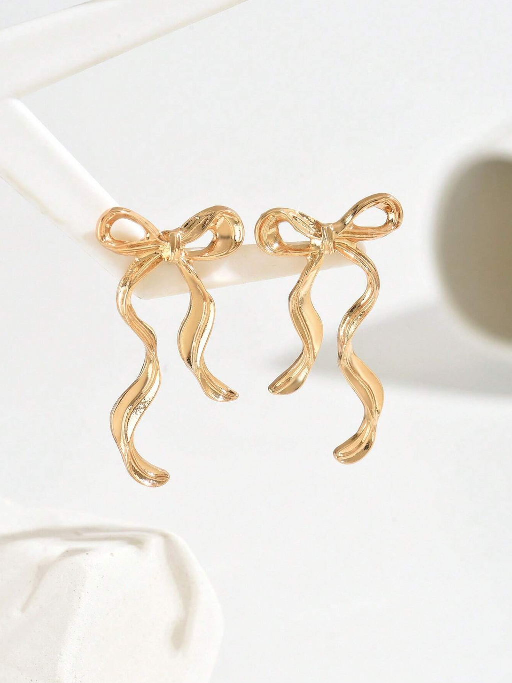 1 Pair Bow Earings