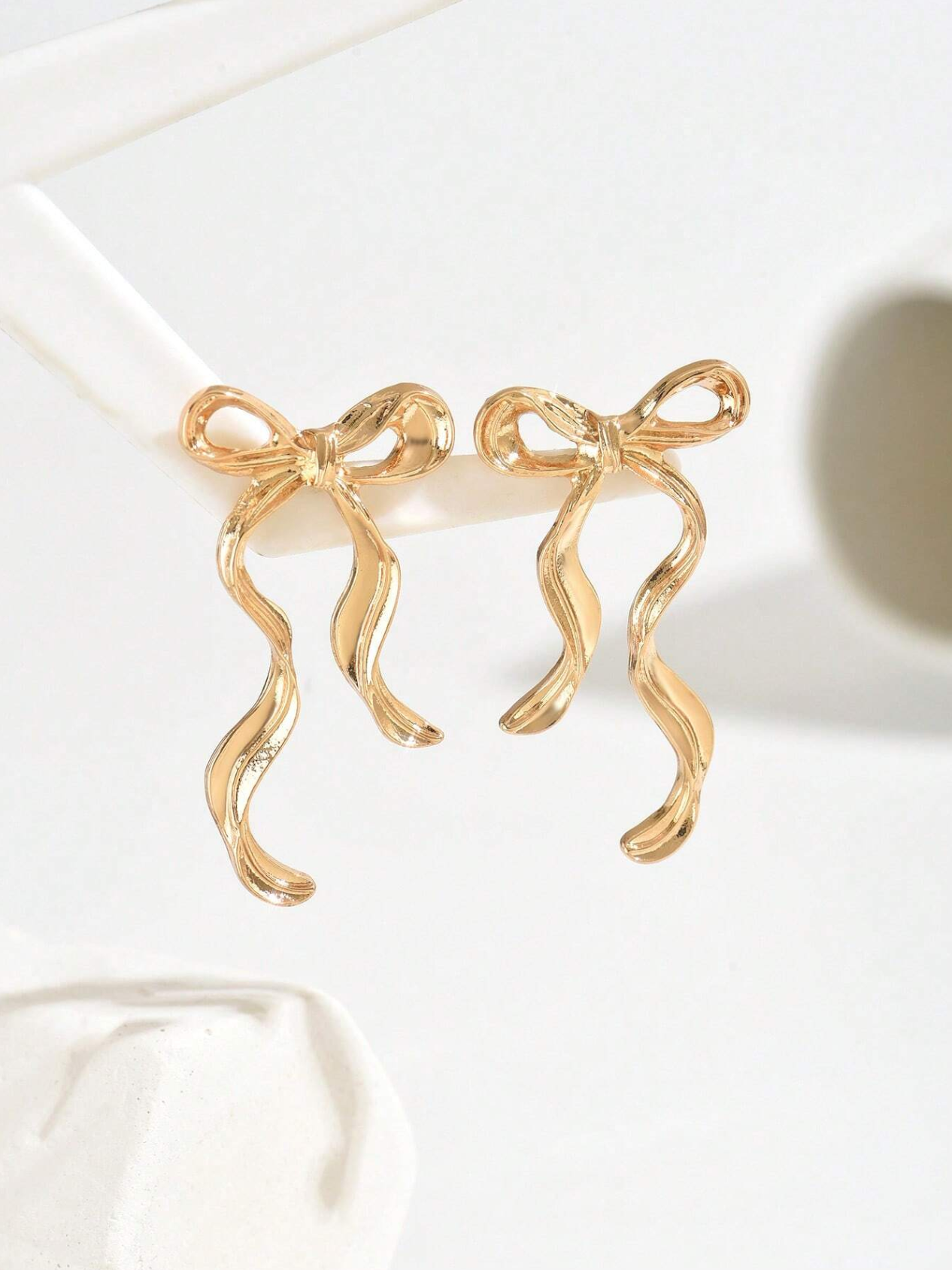 1 Pair Bow Earings