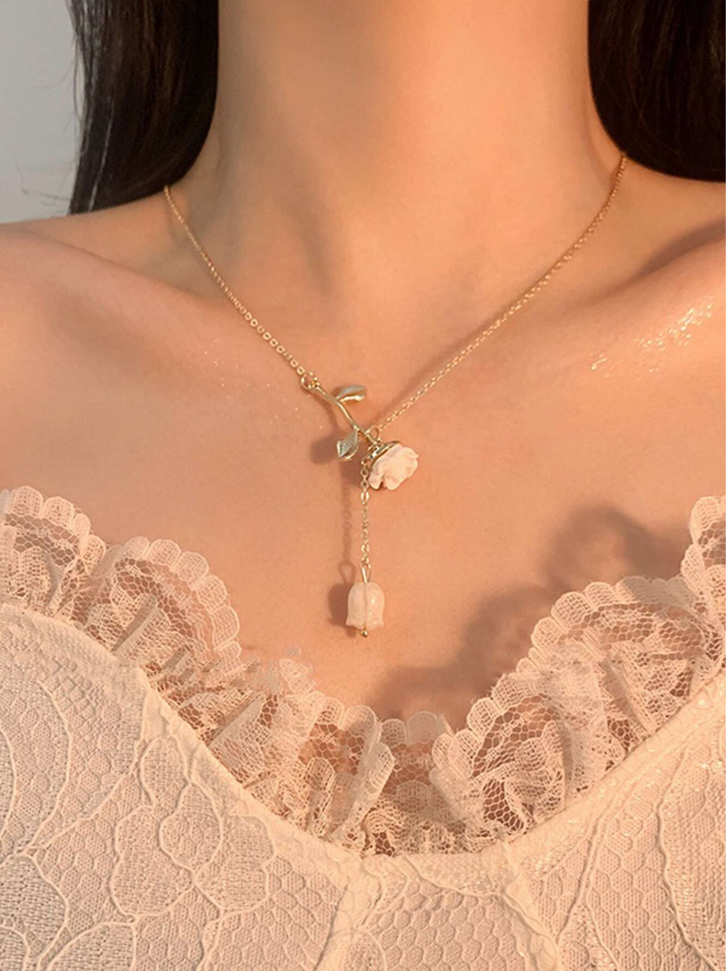 Rose Y-Pendant