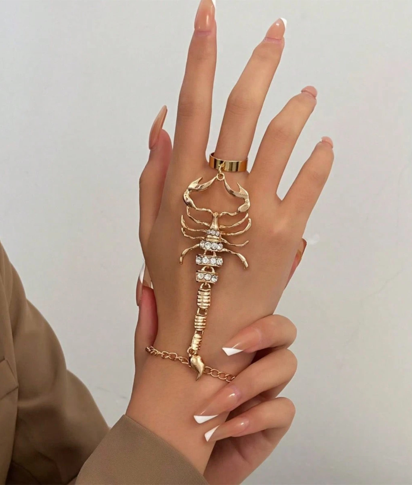 Scorpion Hand-Chain