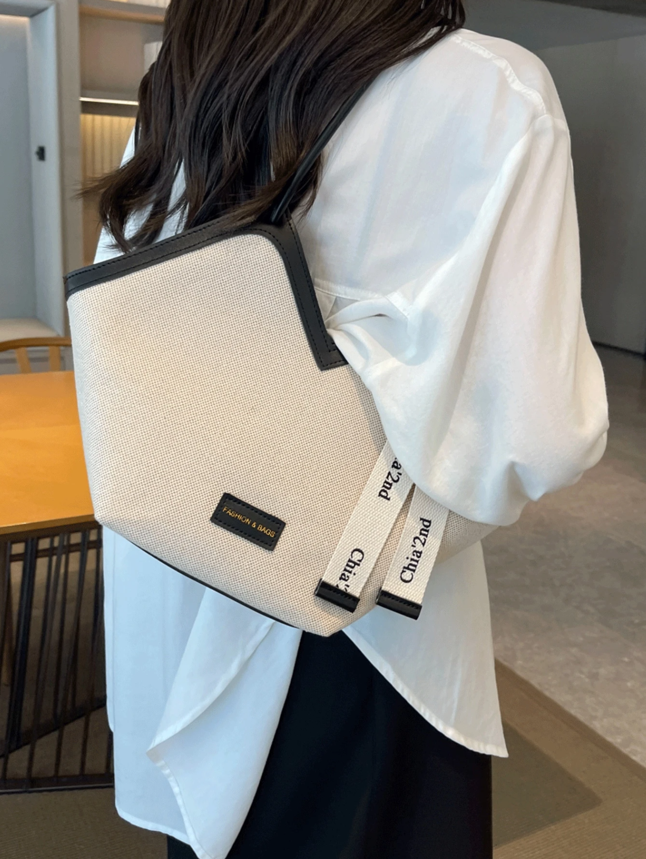 The Ribbon-Accent Tote Elitaire