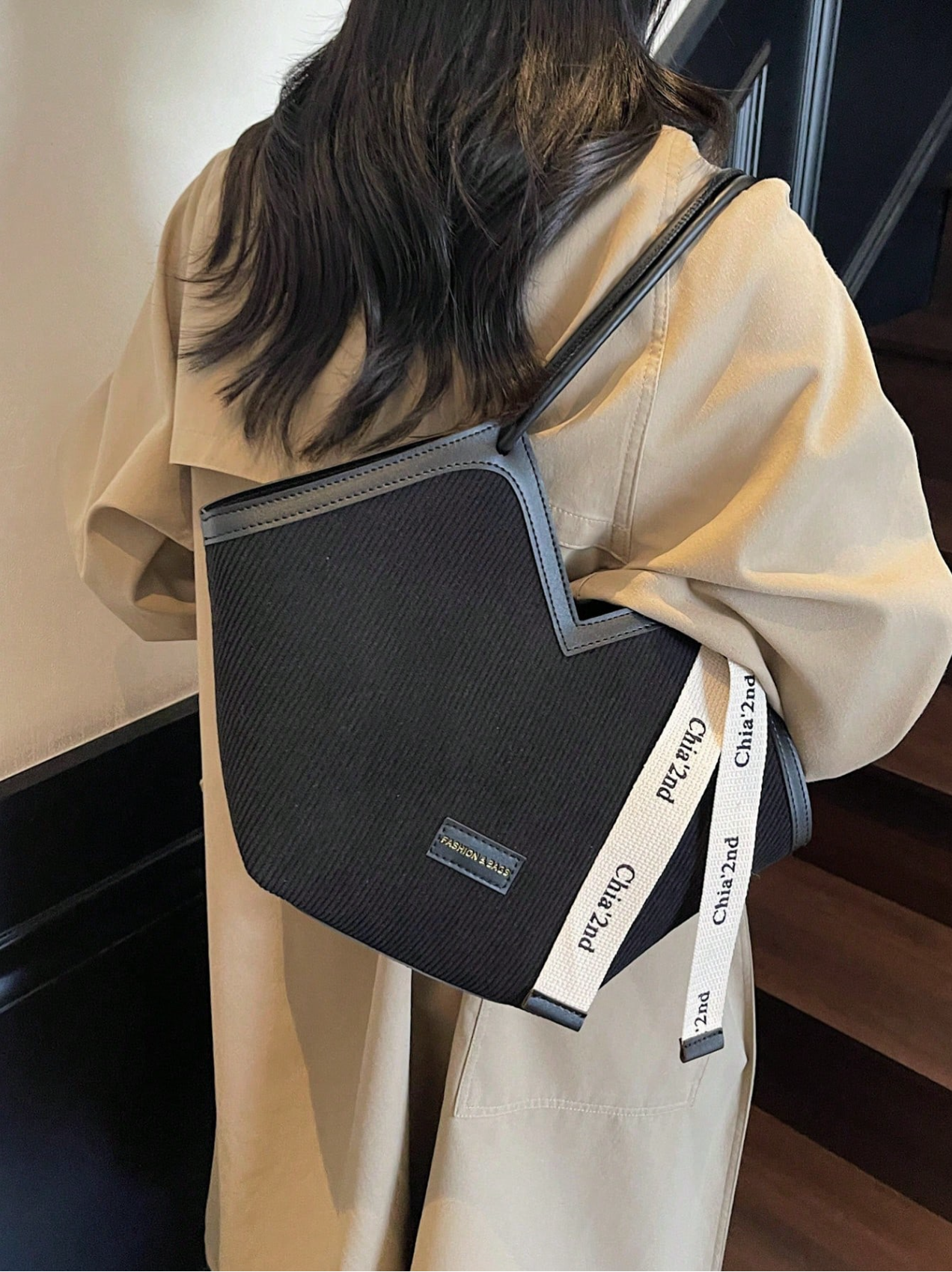 The Ribbon-Accent Tote Elitaire