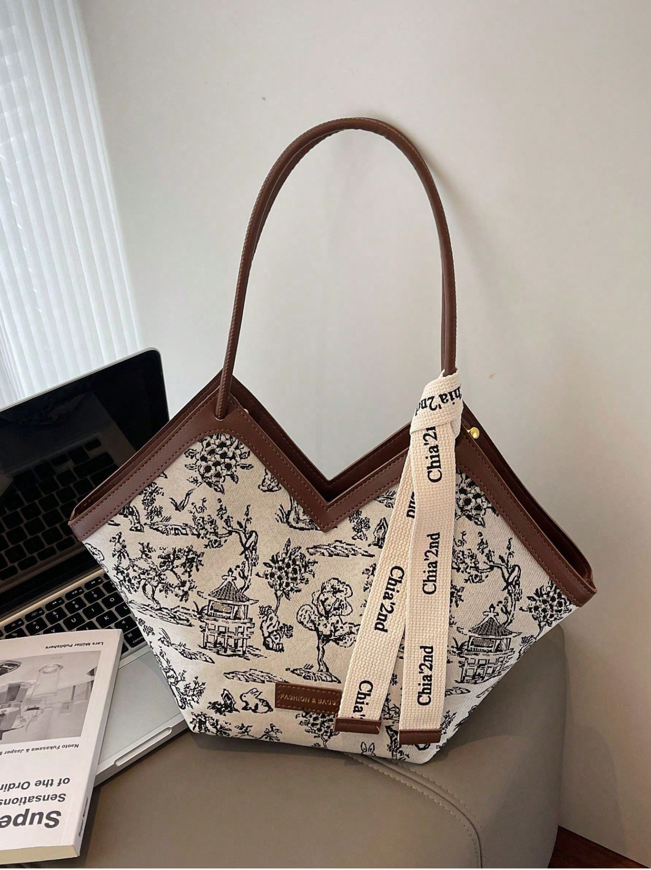 The Ribbon-Accent Tote Elitaire