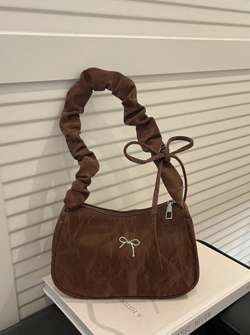 The Petite Ribbon Baguette Elitaire