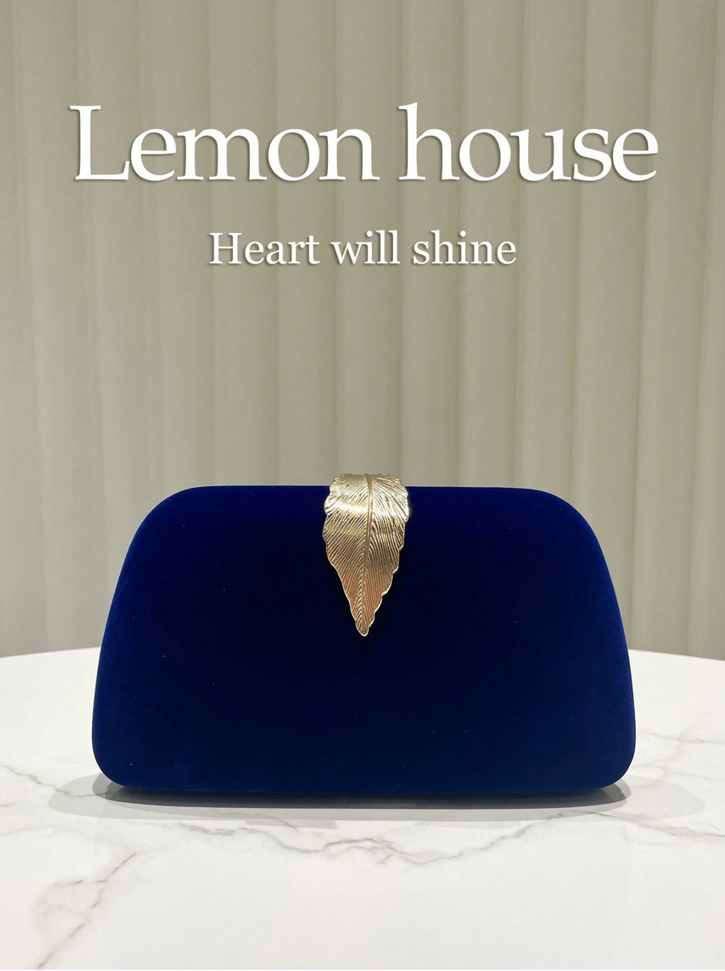 Leaf Velvet Clutch