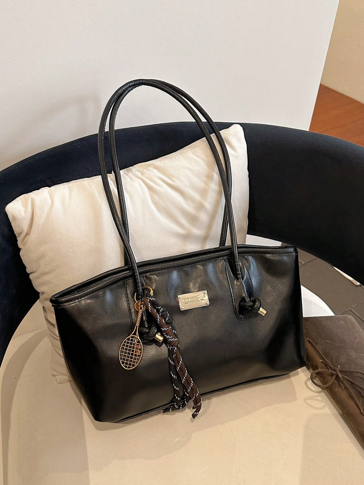 The Knot Satchel