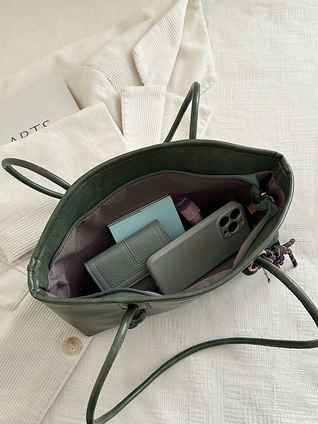 The Knot Satchel